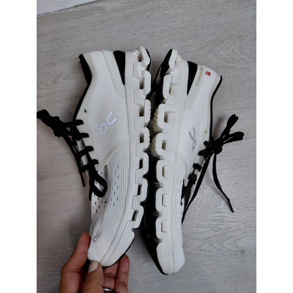 Size 8.5- ON Cloud X 4 White Women's Sneakers - Picture 10 of 16